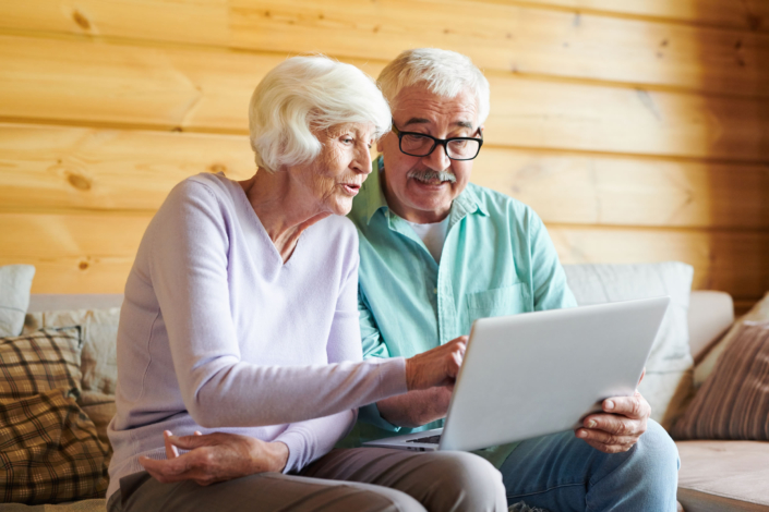 Seniors_In_The_Net_original_441913